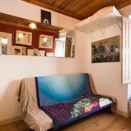 Alfama Apartment *